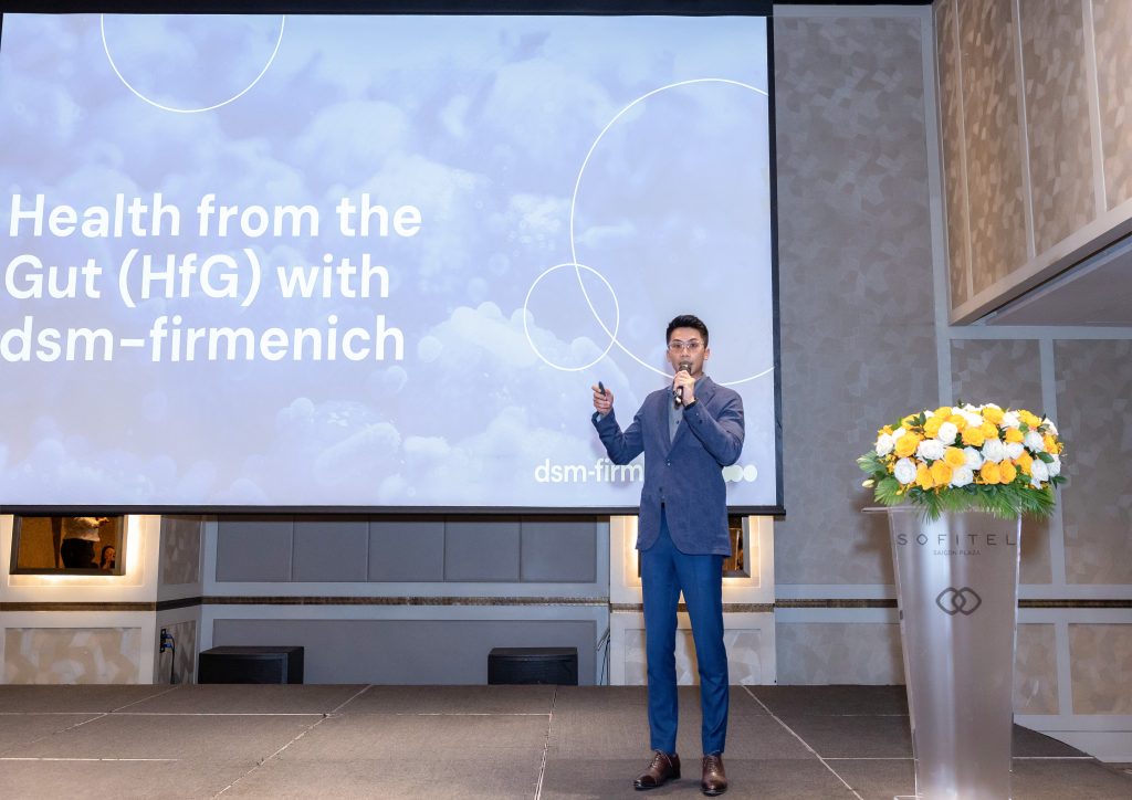 Diễn giả trình bày chủ đề Health from the Gut (HfG) cùng dsm-firmenich